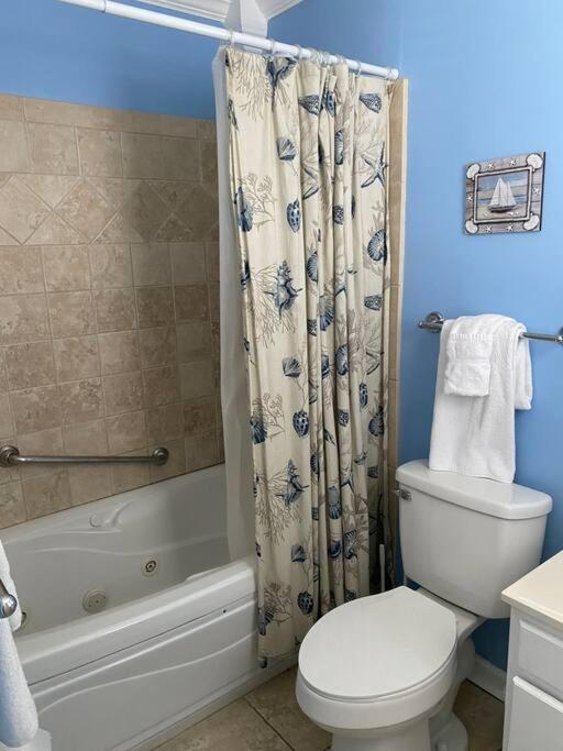 Beach Breeze 3, Pet Friendly, Walking Distance To Atlantic Ocean Free Parking Миртл-Бич Экстерьер фото
